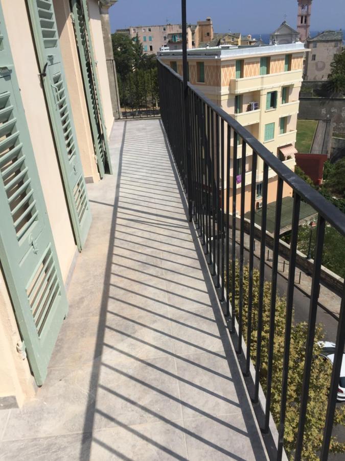 Appartement Vue Mer Et Iles Italiennes Coventry Exterior foto